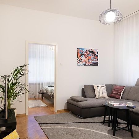 Modern Spacious 3Bdr Apartment In Heart Of Zagreb Exterior foto